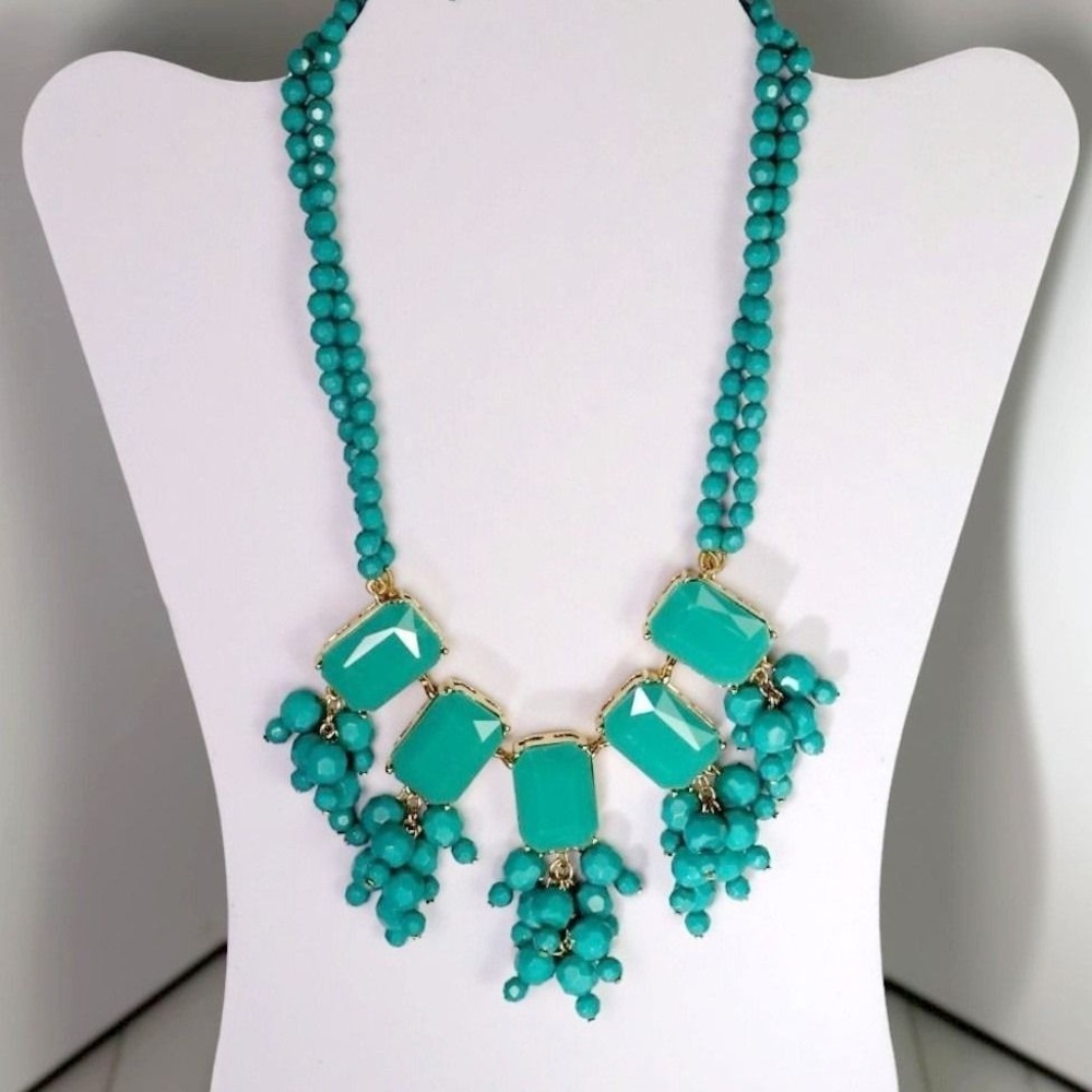 Talbots NOS Bold Teal Green Cabochon Beaded Cluster Statement Bib Necklace